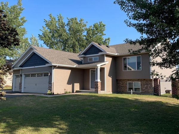 563 Forest Road , Big Lake, MN 55309