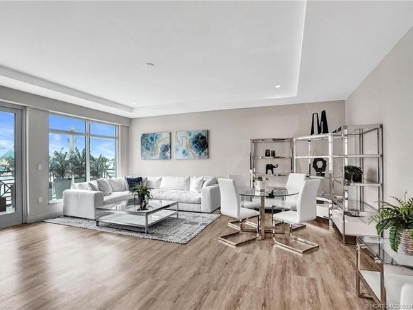 41 Seminole SW Street, Unit Apt #310, Stuart, FL 34994