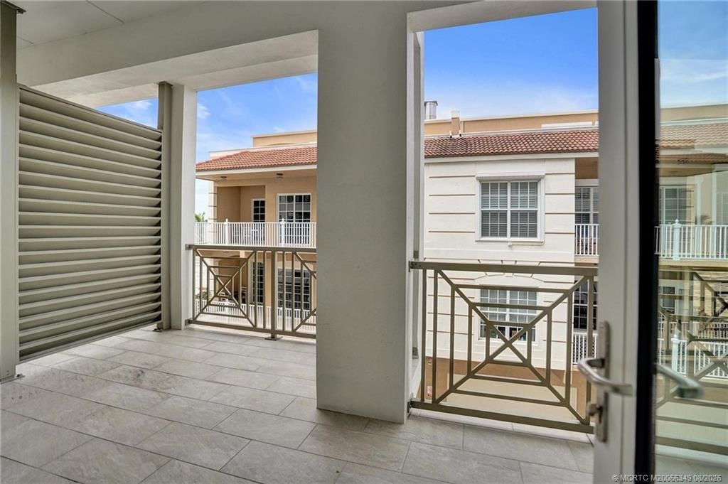 41 Seminole SW Street, Unit Apt #310, Stuart, FL 34994 Photo