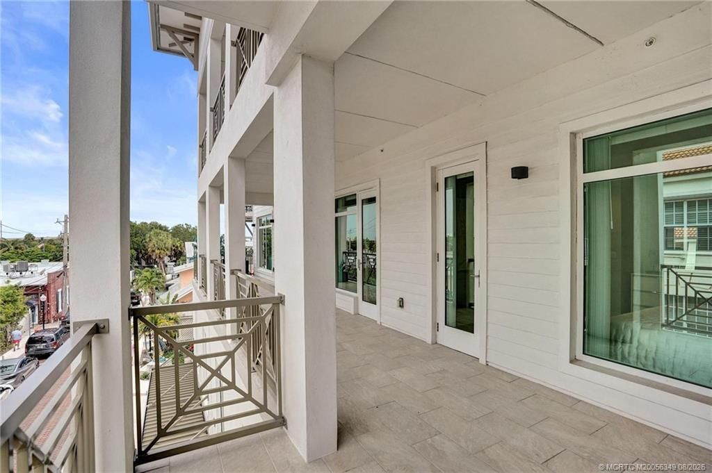 41 Seminole SW Street, Unit Apt #310, Stuart, FL 34994 Photo