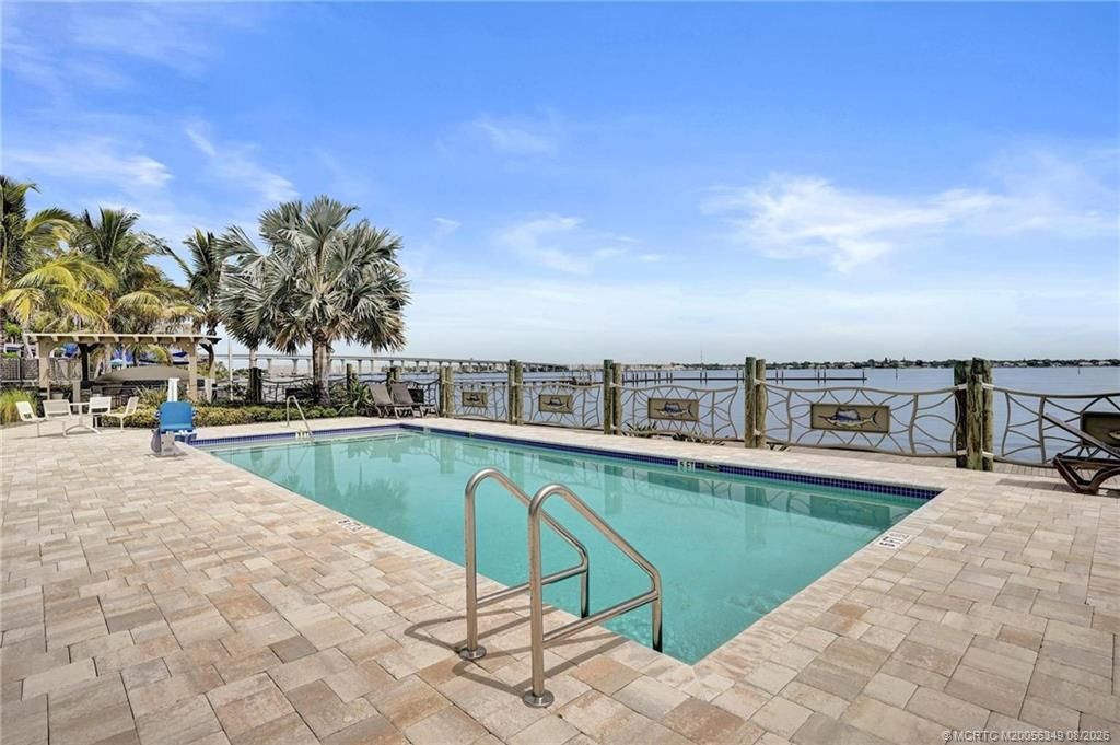 41 Seminole SW Street, Unit Apt #310, Stuart, FL 34994 Photo