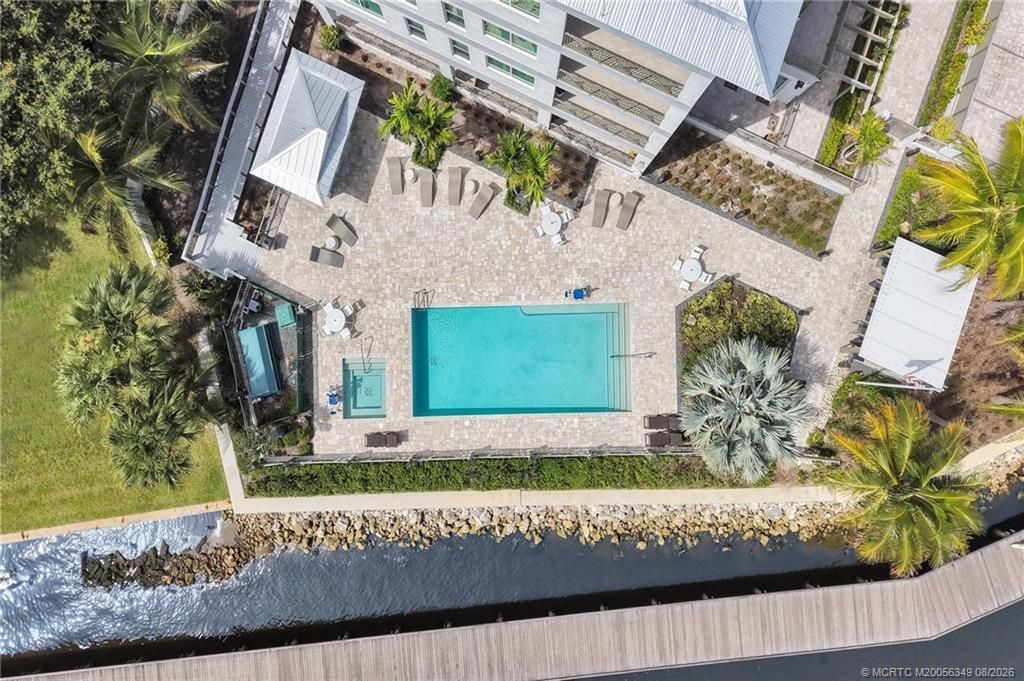 41 Seminole SW Street, Unit Apt #310, Stuart, FL 34994 Photo