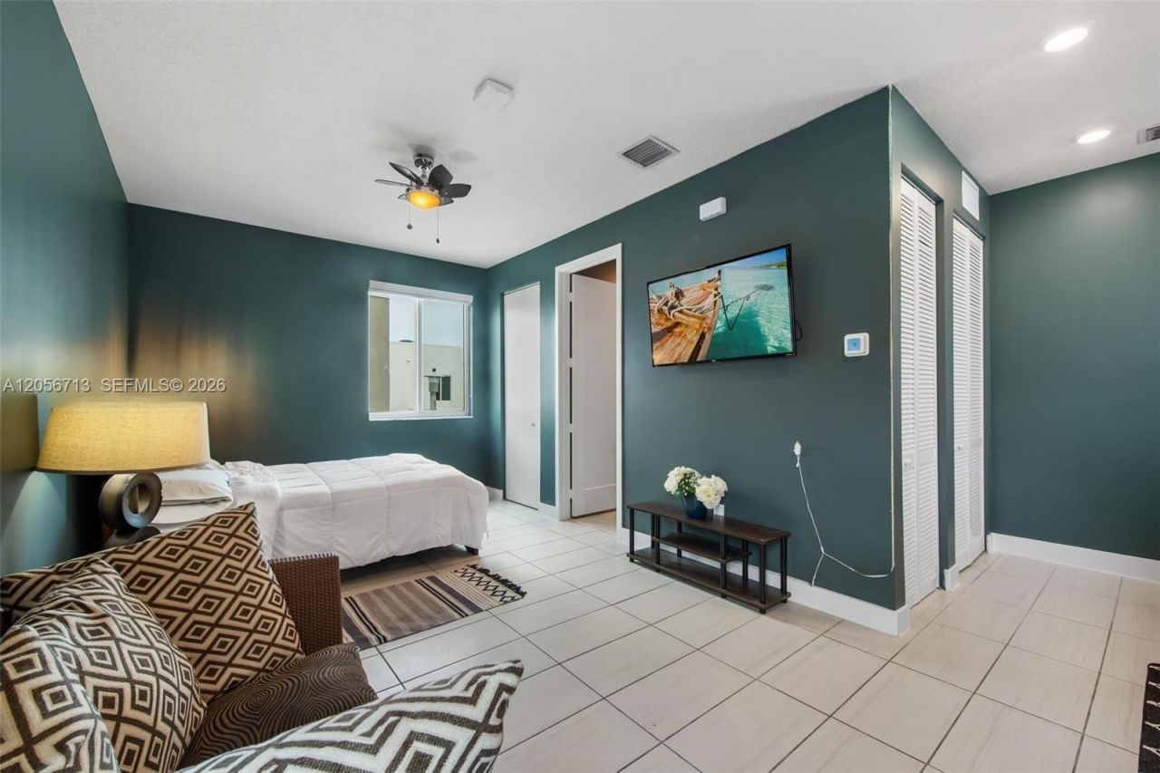 6663 NW 103rd Pkwy , Unit Studio, Doral, FL 33178 Photo