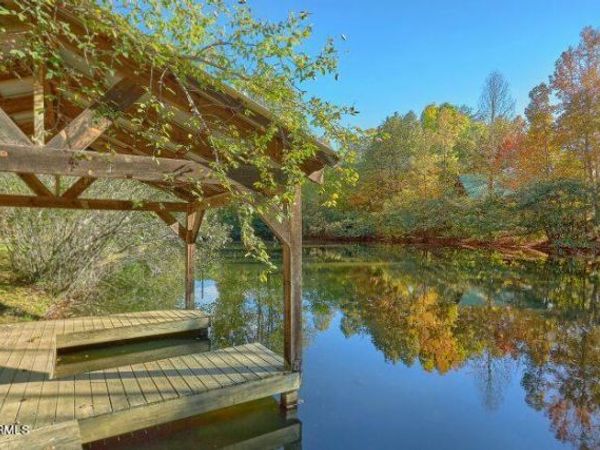 301 Inagehi Lane, Loudon, TN 37774