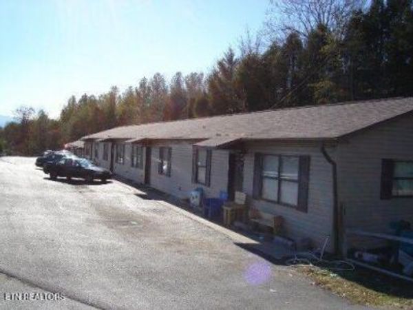 727 W Casey Drive, Sevierville, TN 37862