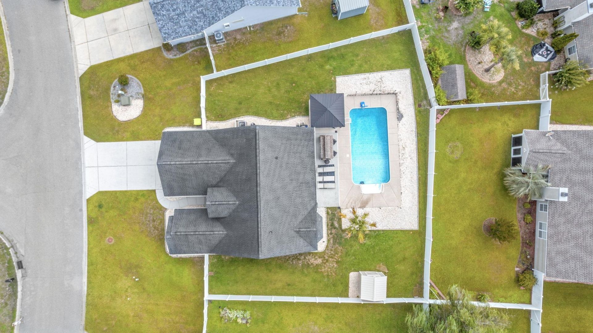 475 Irees Way  Photo 31