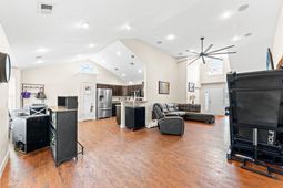 475 Irees Way  photo 4