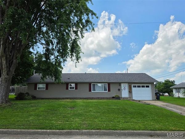 302 Cleo Street , Perryville, MO 63775