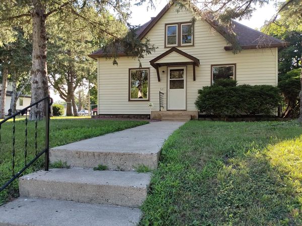 321 S Main Street , Sanborn, MN 56083
