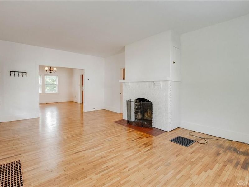 112 W Whiteman Street, Yellow Springs, OH 45387 Photo 5