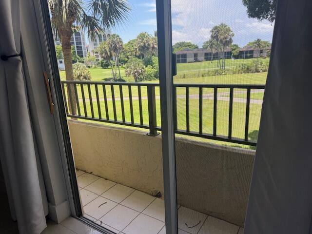 7508 La Paz Boulevard, Unit 202, Boca Raton, FL 33433 Photo