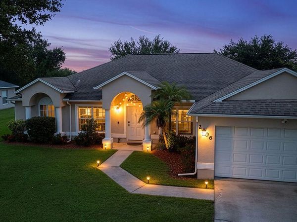2606 Serenity Circle N, Fort Pierce, FL 34981