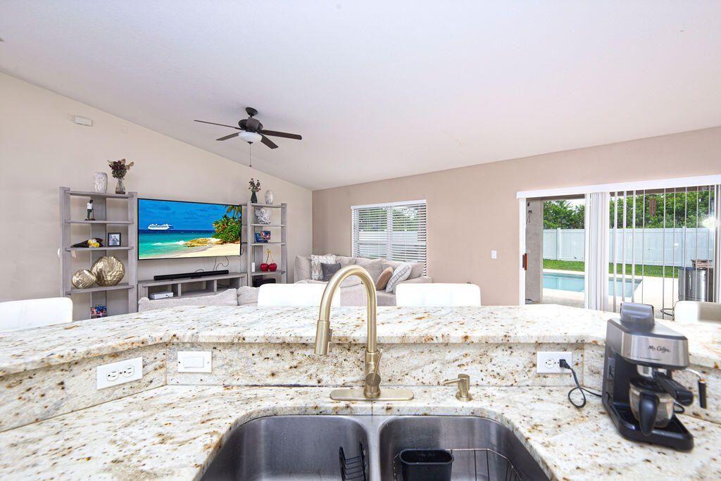 2606 Serenity Circle N, Fort Pierce, FL 34981 Photo