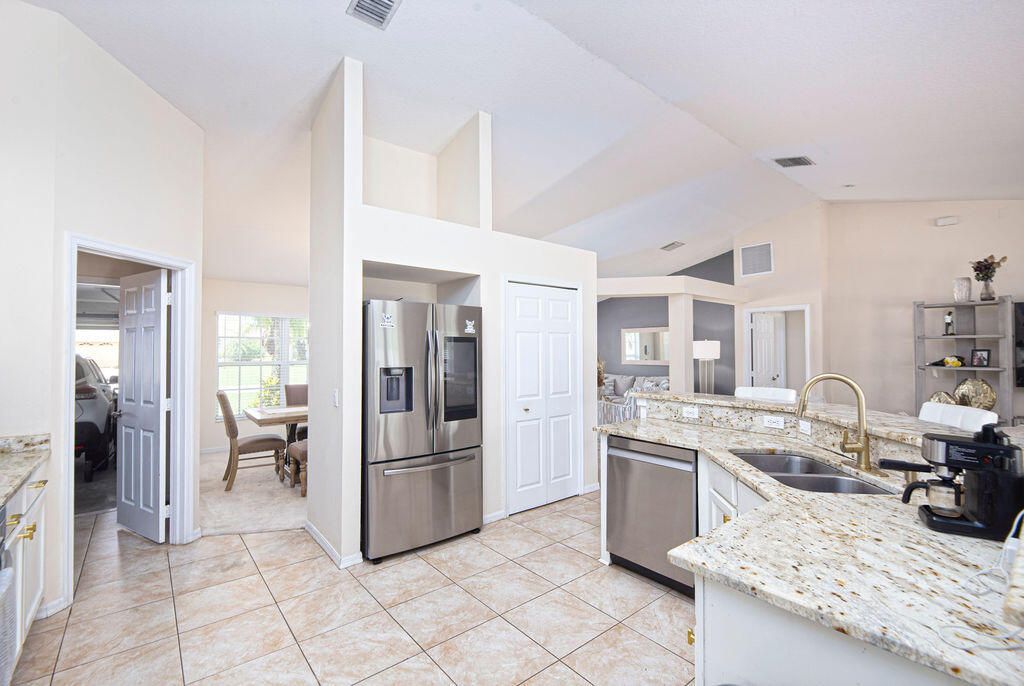 2606 Serenity Circle N, Fort Pierce, FL 34981 Photo