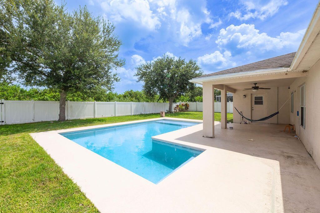 2606 Serenity Circle N, Fort Pierce, FL 34981 Photo