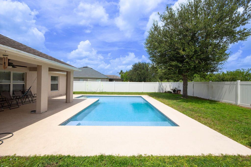 2606 Serenity Circle N, Fort Pierce, FL 34981 Photo