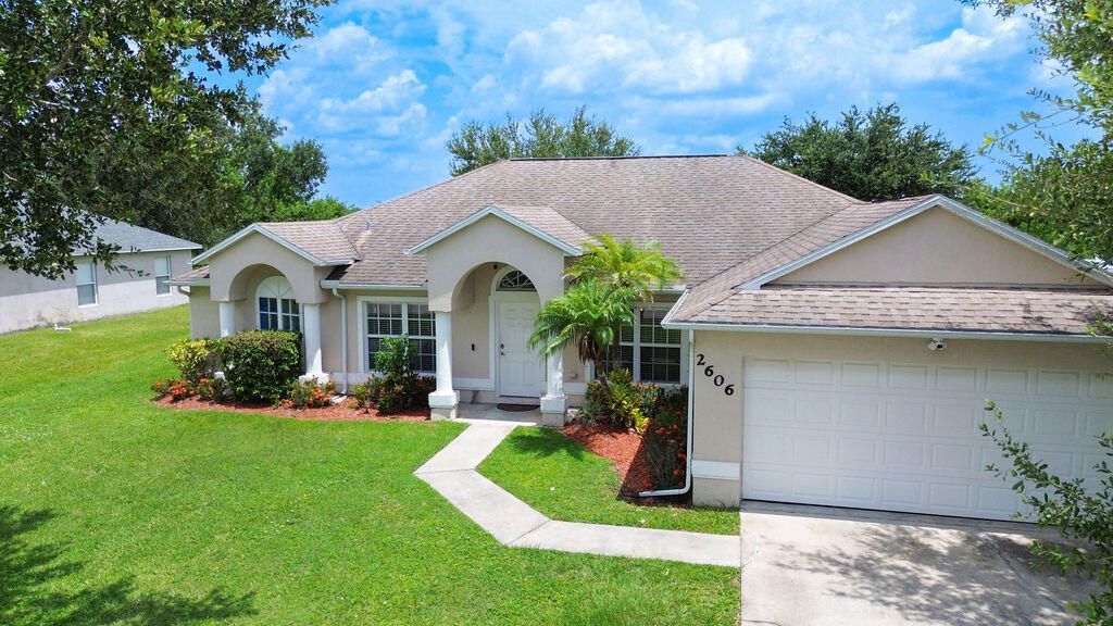 2606 Serenity Circle N, Fort Pierce, FL 34981 Photo