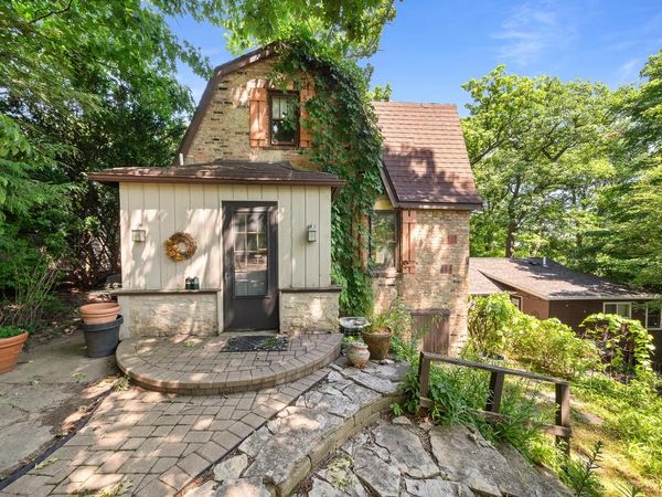 N2345 Greenview DRIVE, Lake Geneva, WI 53147