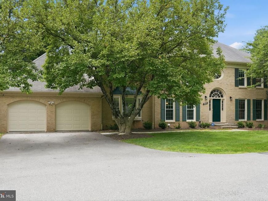 9213 Mistwood Drive, Potomac, MD 20854 Main Photo