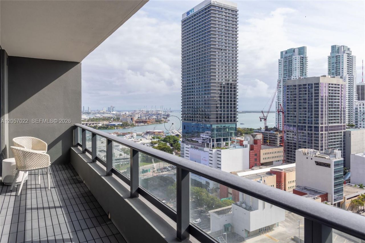159 NE 6th St, Unit 2012, Miami, FL 33132 Photo