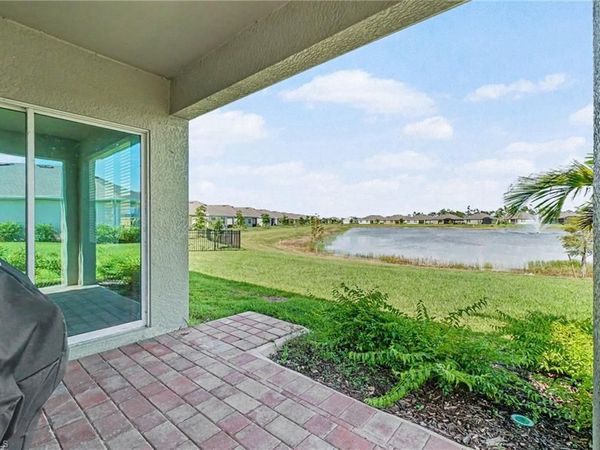 20313 Camino Torcido LOOP, NORTH FORT MYERS, FL 33917