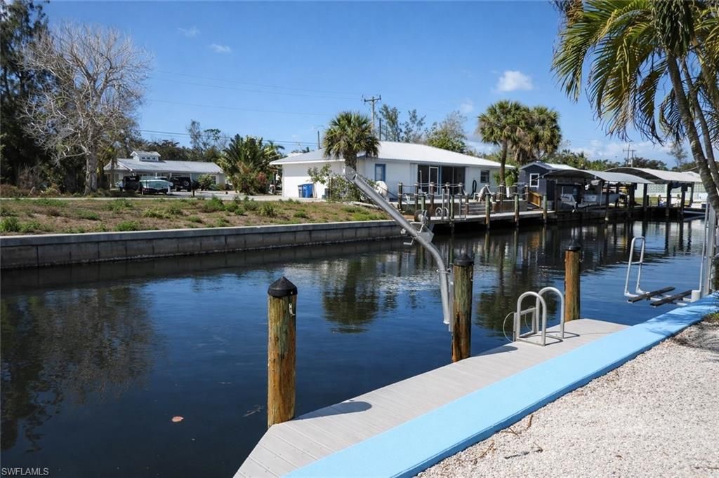 16191 Porto Bello St, Bokeelia, FL 33922 Photo