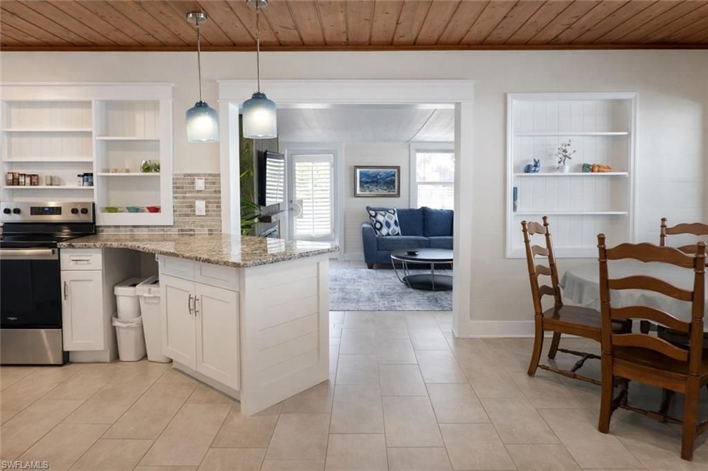 16191 Porto Bello St, Bokeelia, FL 33922 Photo