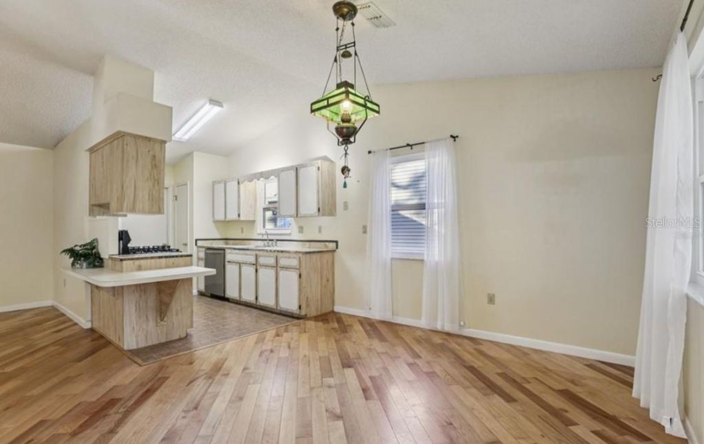 304 Brigadoon Circle , Leesburg, FL 34788 Photo