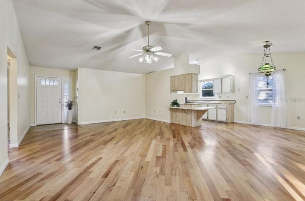 304 Brigadoon Circle , Leesburg, FL 34788 Photo