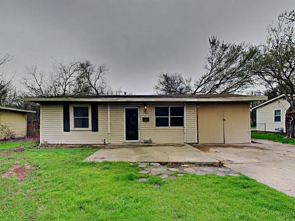 2815 Ash Park Drive, Richland Hills, TX 76118