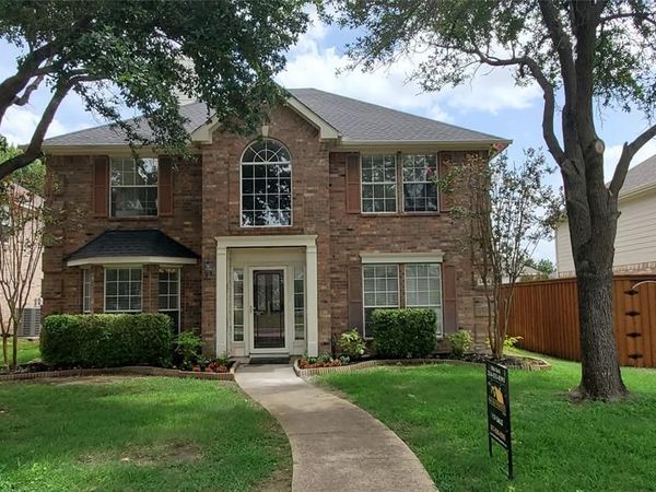 2424 Hunters Run Drive, Plano, TX 75025