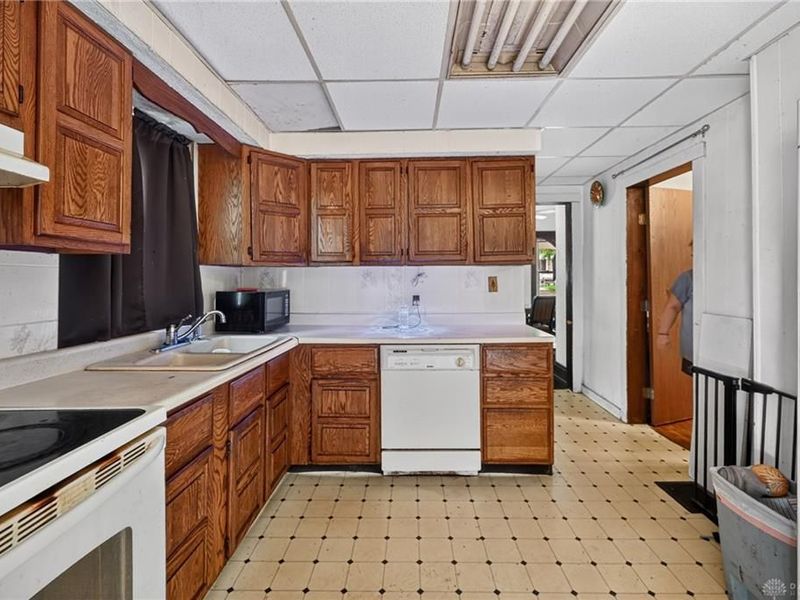 907 Saint Nicholas Avenue, Dayton, OH 45410 Photo 16