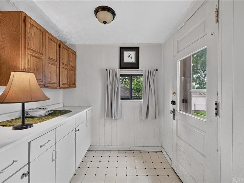 907 Saint Nicholas Avenue, Dayton, OH 45410 Photo 8