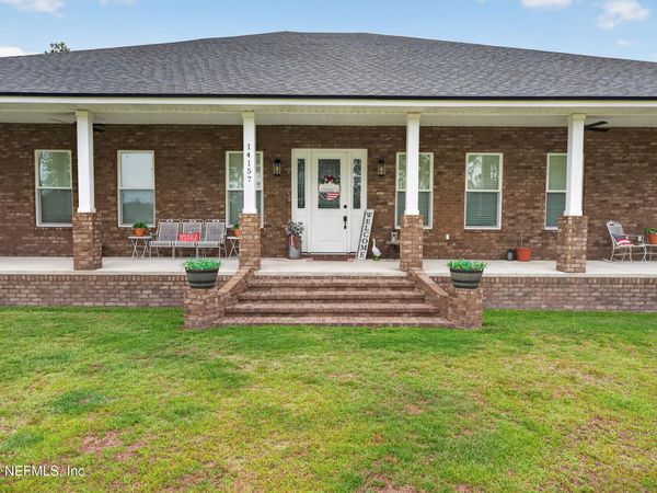 14157 GLEN FARMS Drive, Glen St. Mary, FL 32040