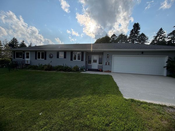 26871 775th Avenue, Clarks Grove, MN 56016