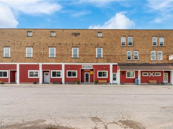 2972 N Division Street , Clinton, OH 44216