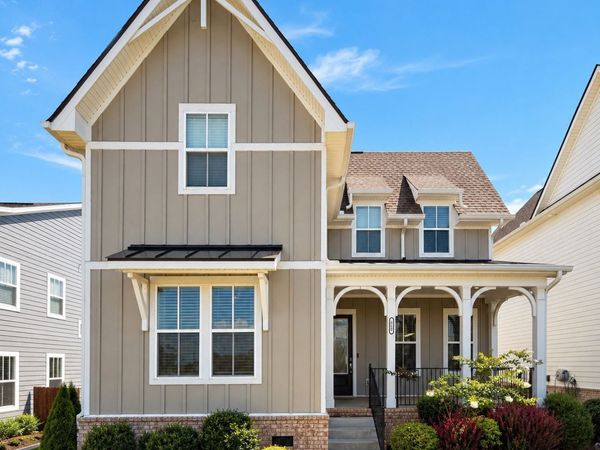820 Goswell Dr, Nolensville, TN 37135