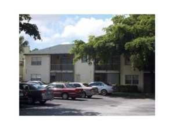 4151 NW 90th Avenue, Unit 203, Coral Springs, FL 33065