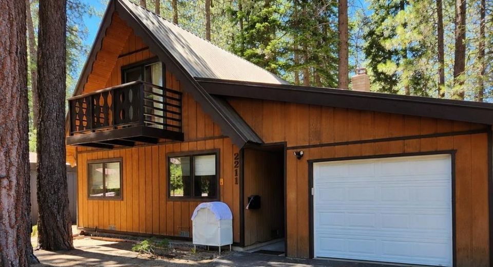 2211 Tahoe Vista Drive, South Lake Tahoe, CA 96150 Photo
