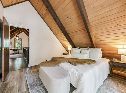 2211 Tahoe Vista Drive, South Lake Tahoe, CA 96150 Photo