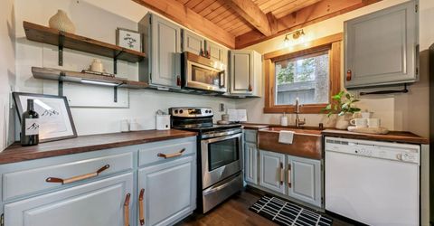 2211 Tahoe Vista Drive, South Lake Tahoe, CA 96150 Photo