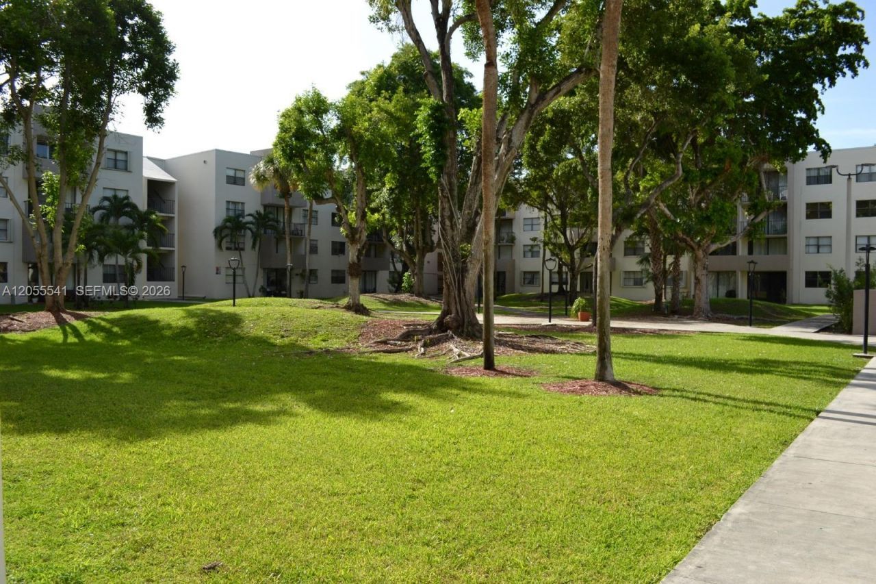 8004 SW 149th Ave , Unit C109, Miami, FL 33193 Photo