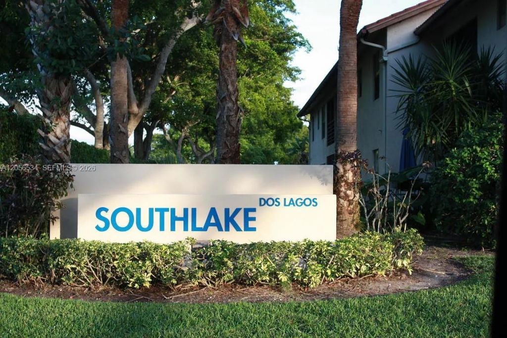 16 Via De Casas Sur , Unit 201, Boynton Beach, FL 33426 Photo