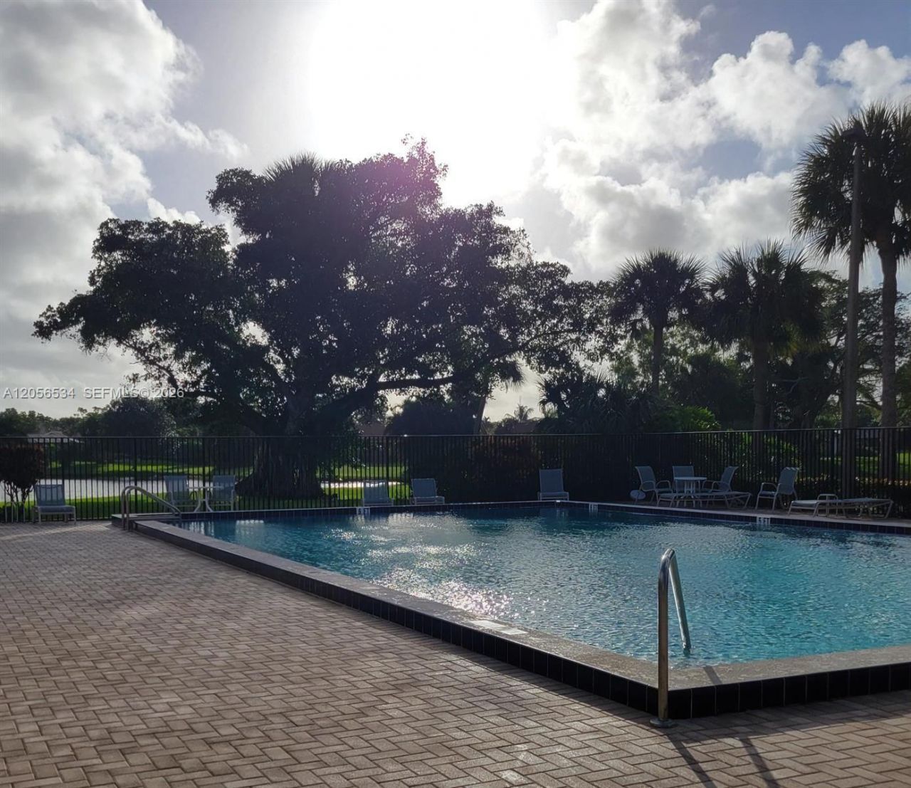 16 Via De Casas Sur, Unit 201, Boynton Beach, FL 33426 Photo