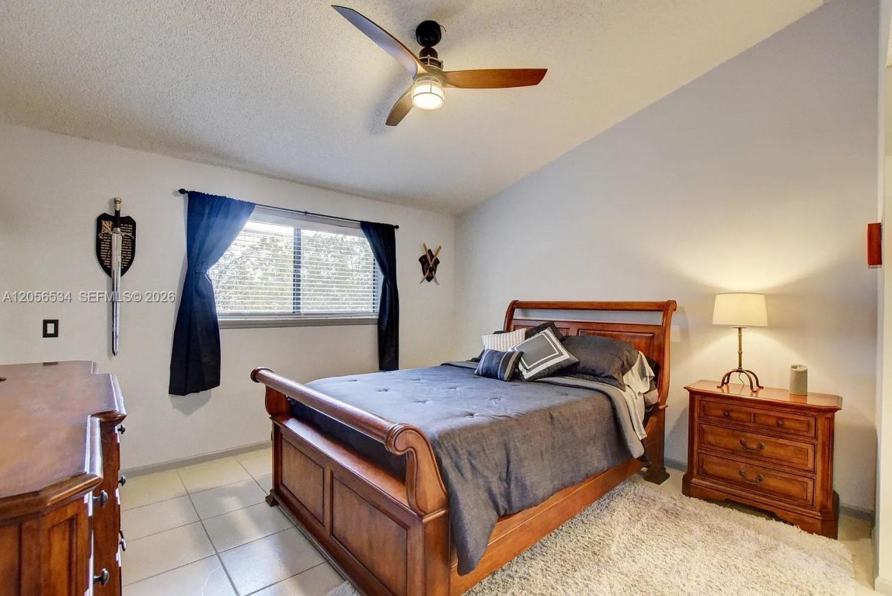 16 Via De Casas Sur , Unit 201, Boynton Beach, FL 33426 Photo