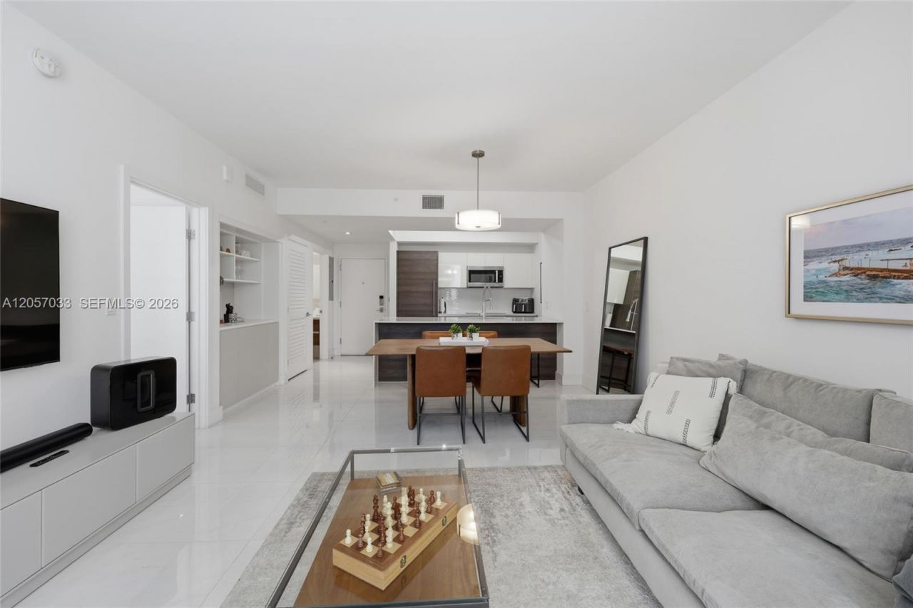 301 Altara Ave , Unit 520, Coral Gables, FL 33146 Photo