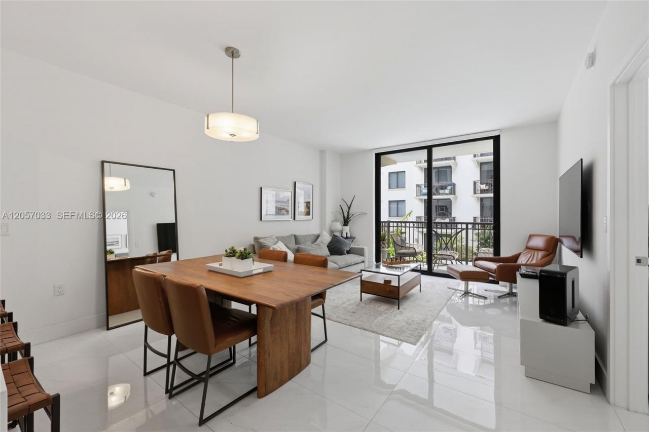 301 Altara Ave , Unit 520, Coral Gables, FL 33146 Photo
