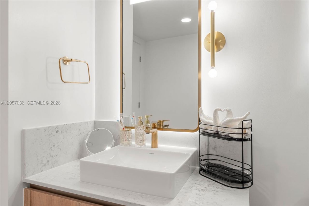 159 NE 6th St , Unit 2409, Miami, FL 33132 Photo
