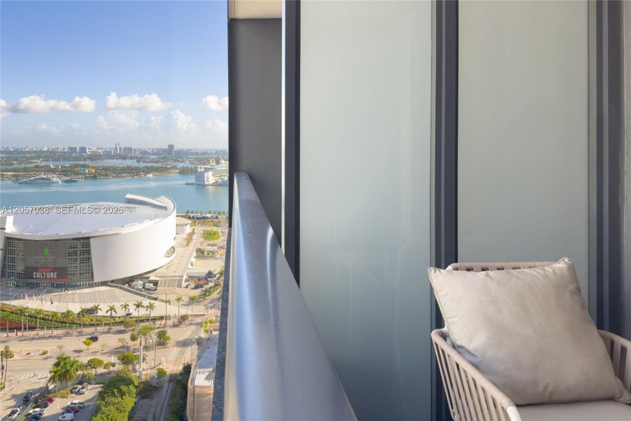 159 NE 6th St , Unit 2409, Miami, FL 33132 Photo