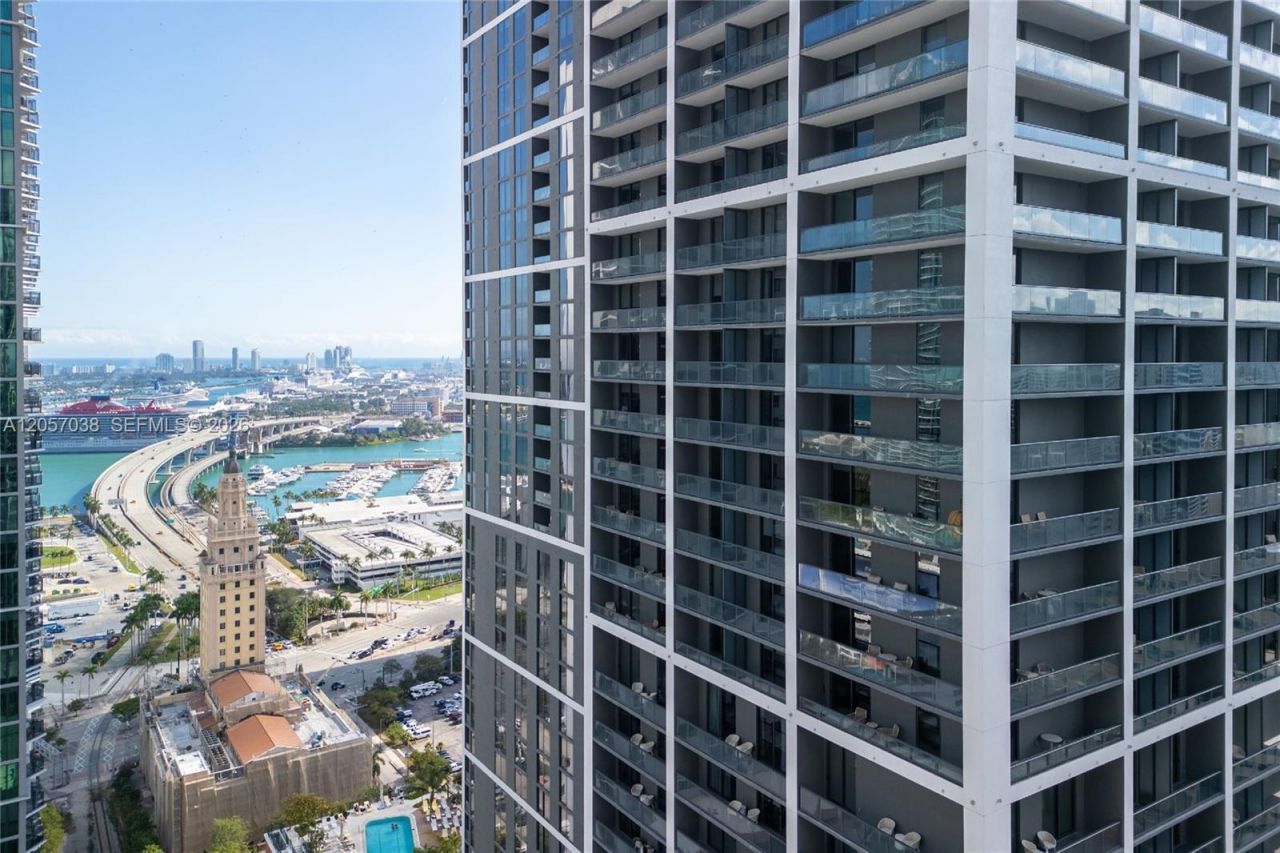 159 NE 6th St , Unit 2409, Miami, FL 33132 Photo